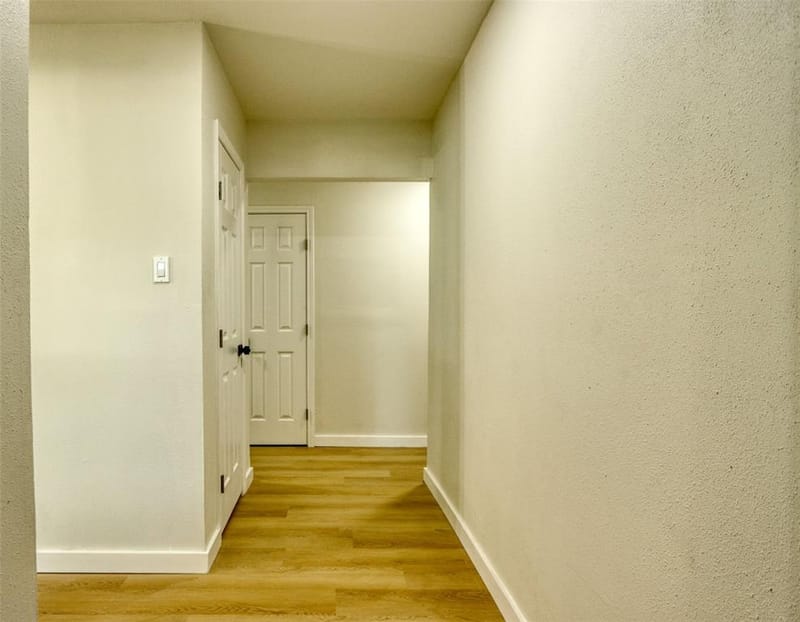729 Oakwood Avenue, Hurst TX 76053 - Photo 22
