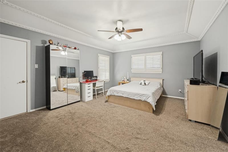 2002 Elmhurst Drive, Arlington TX 76012 - Photo 13