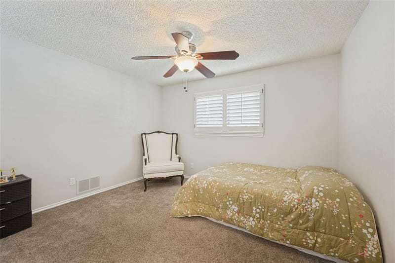 2002 Elmhurst Drive, Arlington TX 76012 - Photo 17