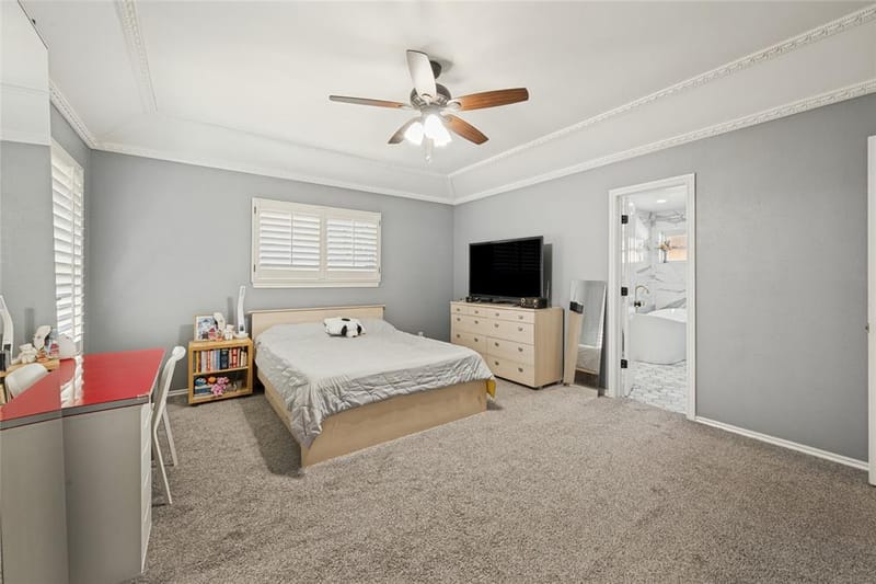 2002 Elmhurst Drive, Arlington TX 76012 - Photo 14
