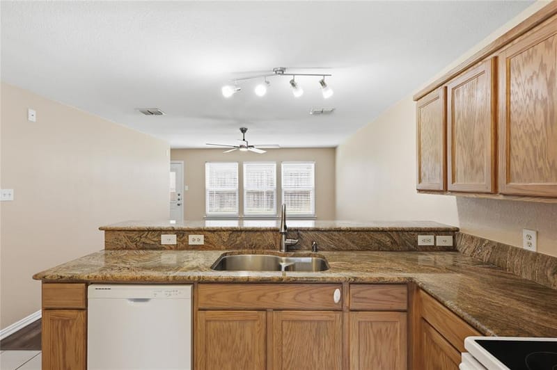 2305 Northway, Denton TX 76207 - Photo 12