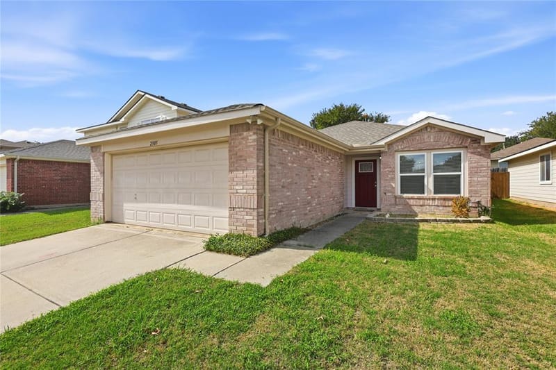 2305 Northway, Denton TX 76207 - Photo 3