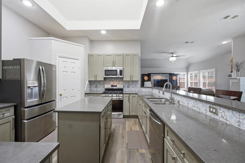 10112 Norman Court, Irving TX 75063 - Photo 22