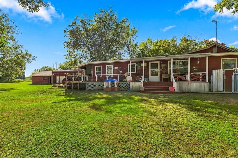 604 E South Street, Whitesboro TX 76273 - Photo 32