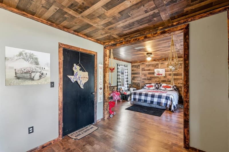 604 E South Street, Whitesboro TX 76273 - Photo 5