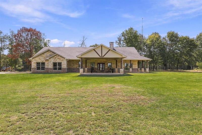 916 Cleve Cole Road, Denison TX 75021 - Photo 2