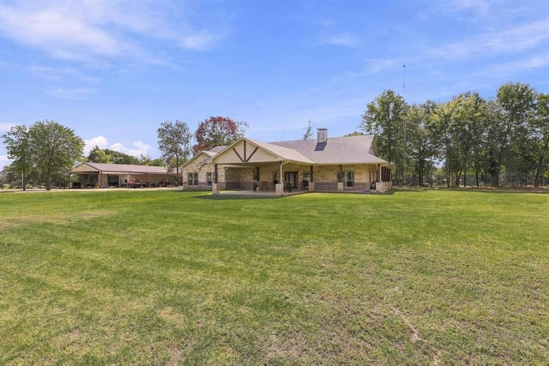 916 Cleve Cole Road, Denison TX 75021 - Photo 3