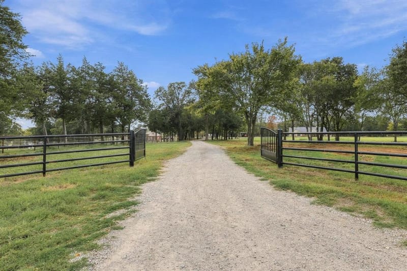 916 Cleve Cole Road, Denison TX 75021 - Photo 33