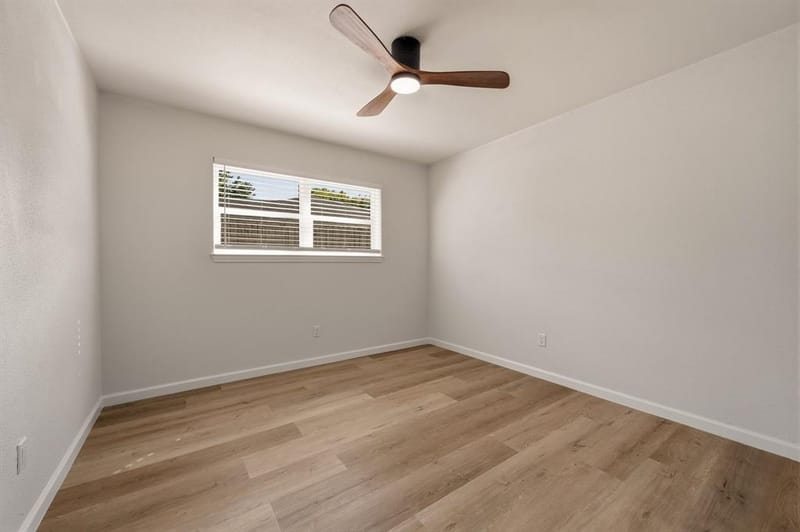 2033 Mountainview Drive, Hurst TX 76054 - Photo 28