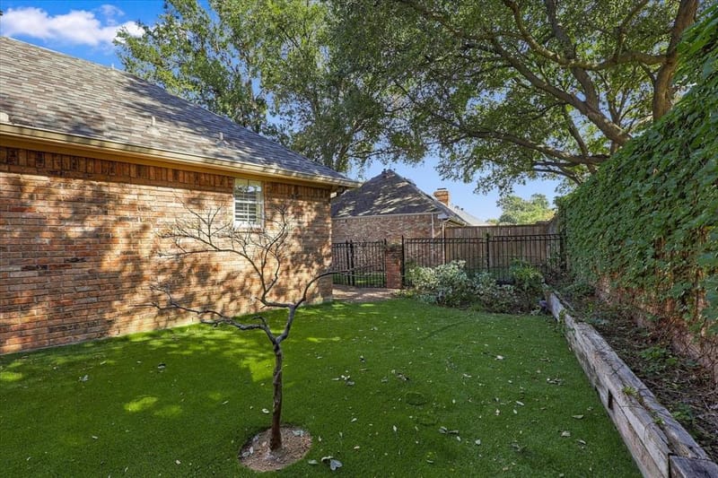 17102 Vista Tree Circle, Dallas TX 75248 - Photo 24