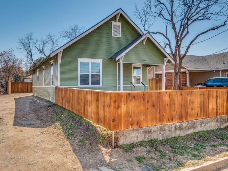 4306 Jamaica Street, Dallas TX 75210