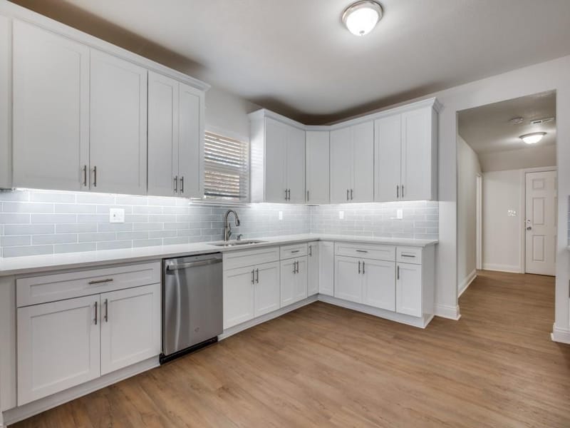 4306 Jamaica Street, Dallas TX 75210 - Photo 10