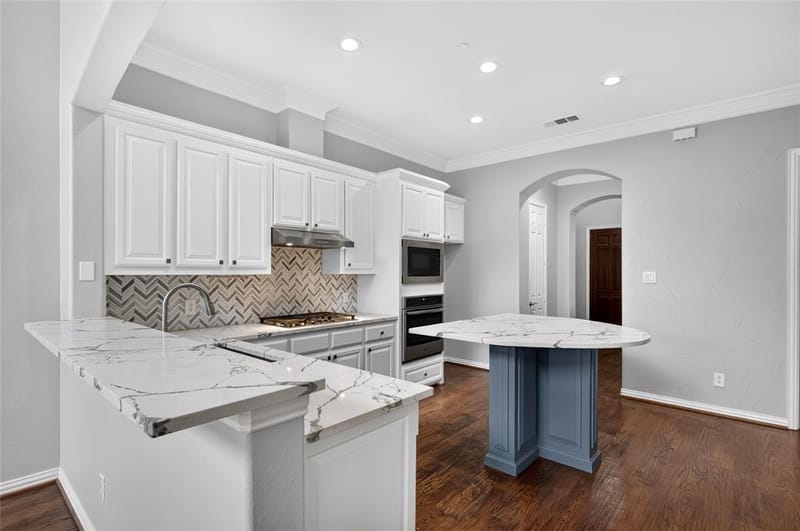 2424 Greymoore Drive, Frisco TX 75034 - Photo 10