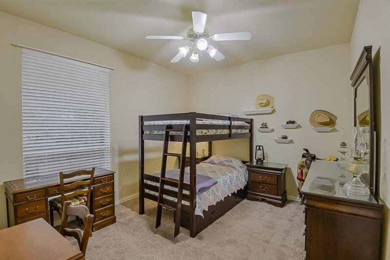 5024 Southpoint Drive, Arlington TX 76017 - Photo 23