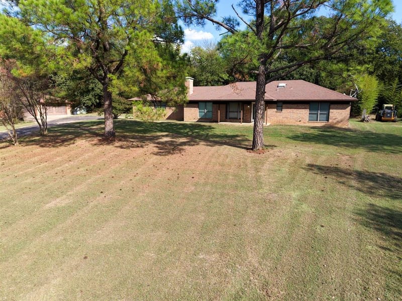 82 Shawnee Circle, Denison TX 75020 - Photo 3