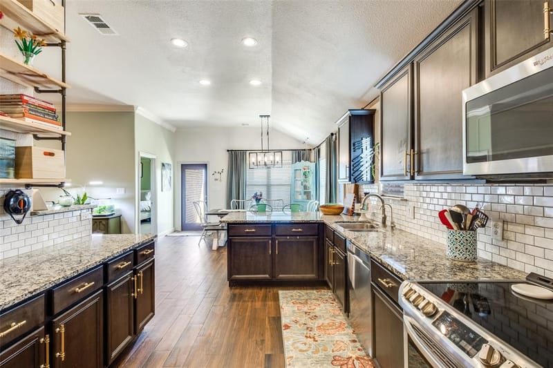 2311 Southridge Lane, Sherman TX 75092 - Photo 9