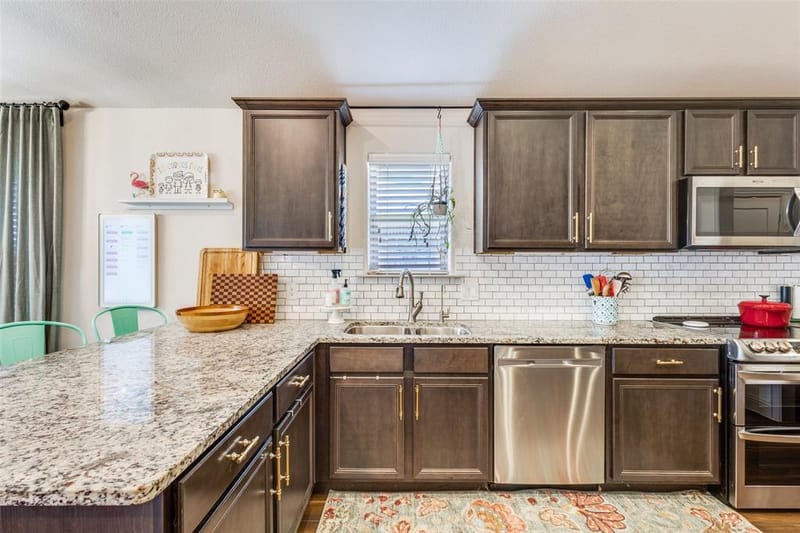 2311 Southridge Lane, Sherman TX 75092 - Photo 10