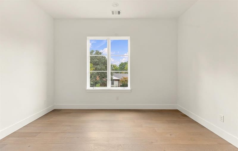 4953 Forest Bend Road, Dallas TX 75244 - Photo 33