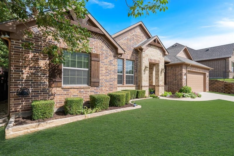 1303 Ballycastle Lane, Corinth TX 76210 - Photo 3