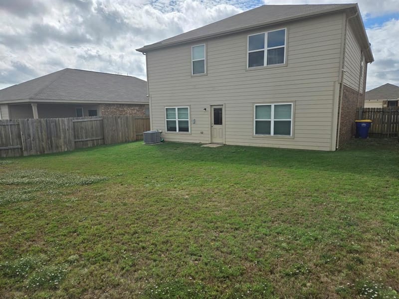137 Presidents Way, Venus TX 76084 - Photo 2