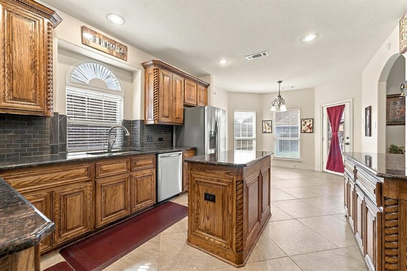 6117 Gibbons Creek Street, Fort Worth TX 76179 - Photo 11