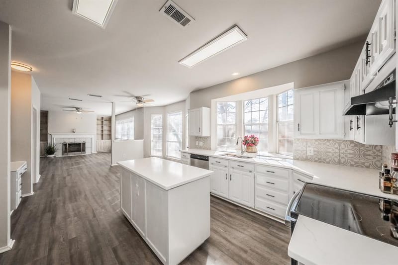 1803 Haydenbend Circle, Grapevine TX 76051 - Photo 10