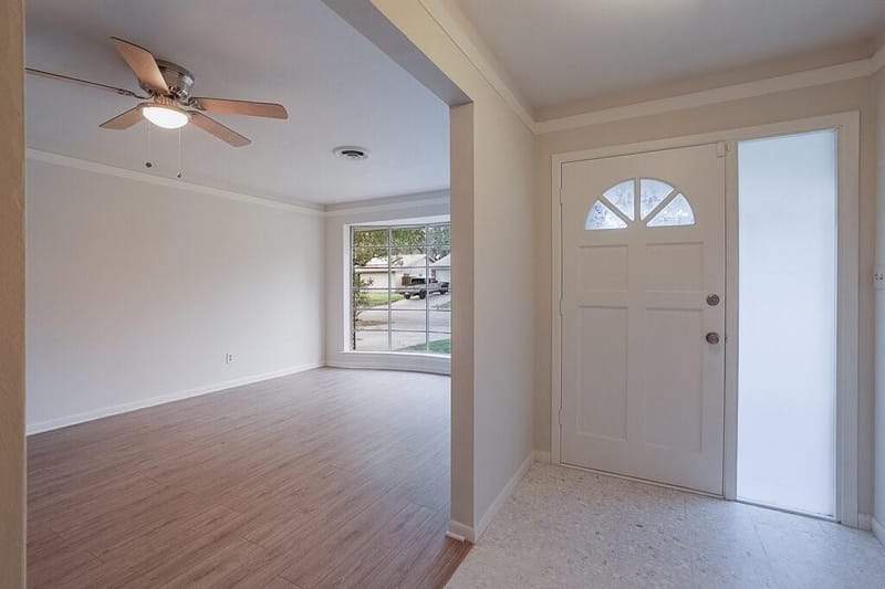 2709 Larkin Avenue, Fort Worth TX 76133 - Photo 3