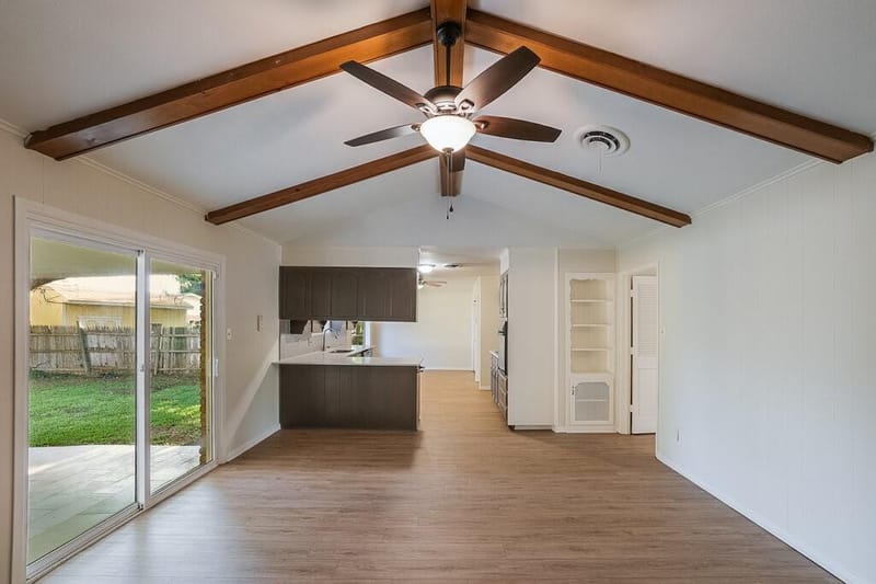 2709 Larkin Avenue, Fort Worth TX 76133 - Photo 9