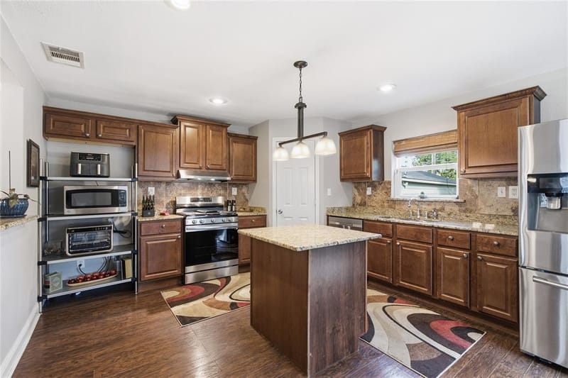3717 Cortez Drive, Dallas TX 75220 - Photo 10