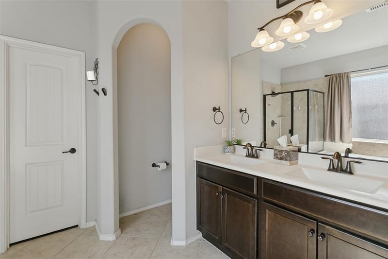 361 Coral Vine Lane, Burleson TX 76028 - Photo 9