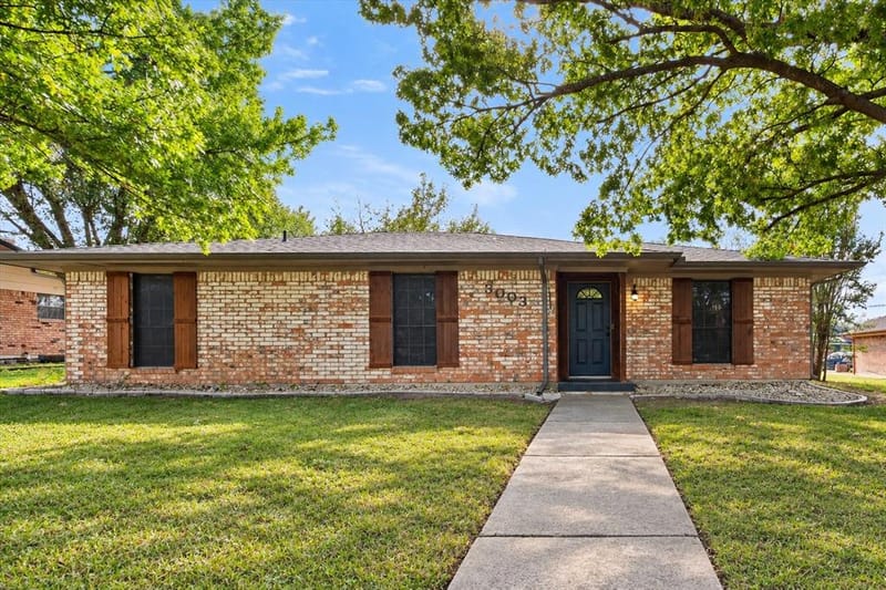 3003 Linda Drive, Ennis TX 75119