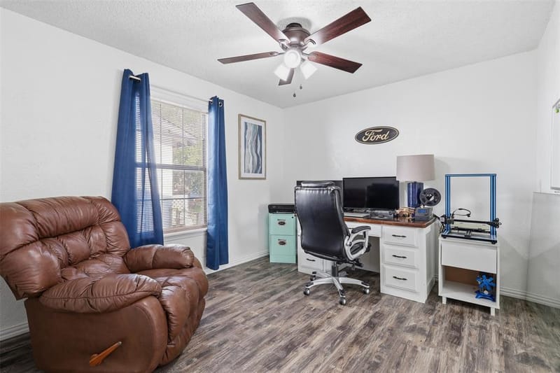 609 W Kilpatrick Avenue, Cleburne TX 76033 - Photo 16