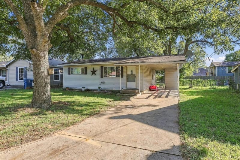 1014 W Florence Street, Denison TX 75020 - Photo 3