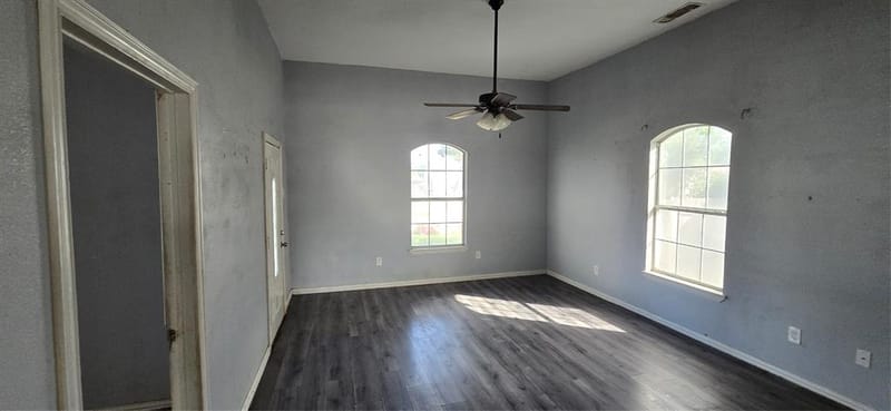 517 Clark Street, Garland TX 75040 - Photo 3
