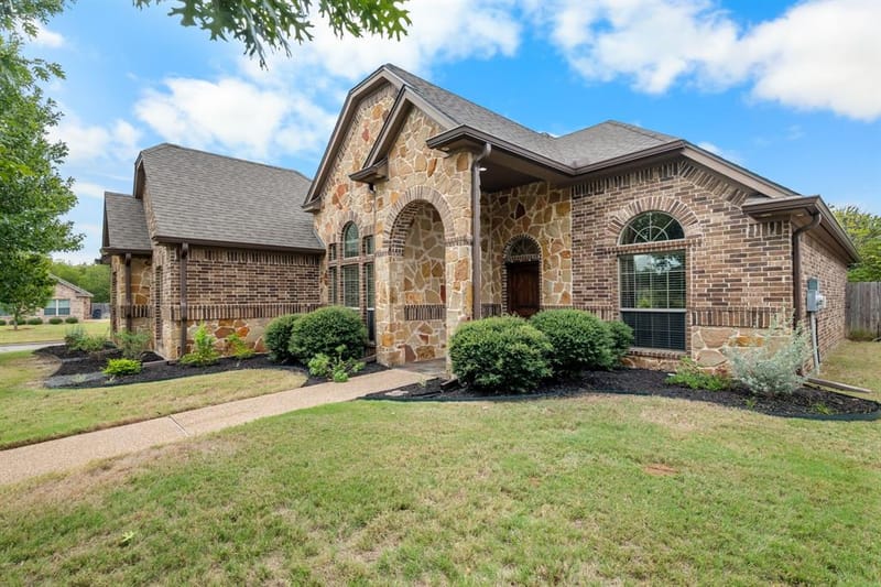 10300 Whitney Trace, Waco TX 76708 - Photo 3
