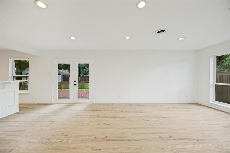 10109 San Lorenzo Drive, Dallas TX 75228 - Photo 6