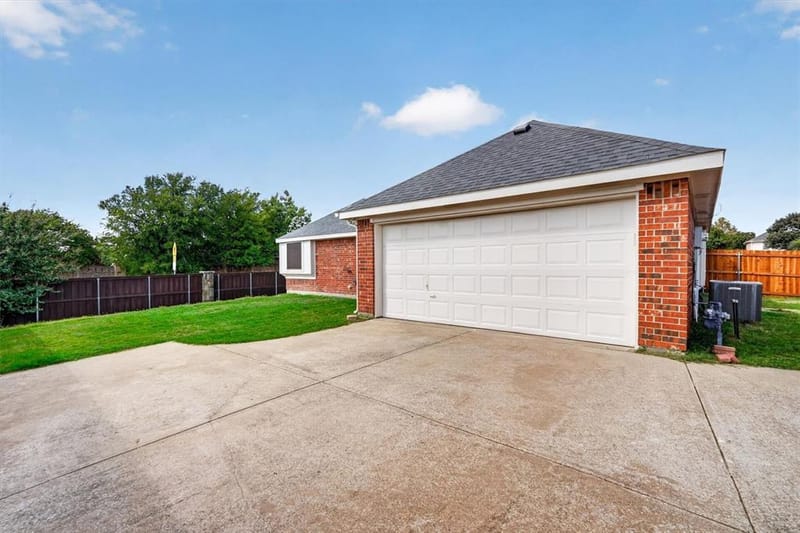 1429 Macrae Court, Allen TX 75013 - Photo 31