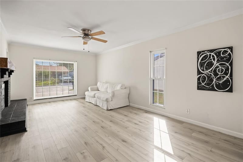 310 Glendale Drive, Grand Prairie TX 75052 - Photo 12