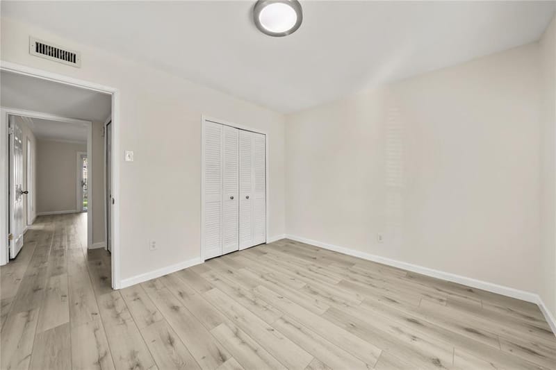 310 Glendale Drive, Grand Prairie TX 75052 - Photo 26