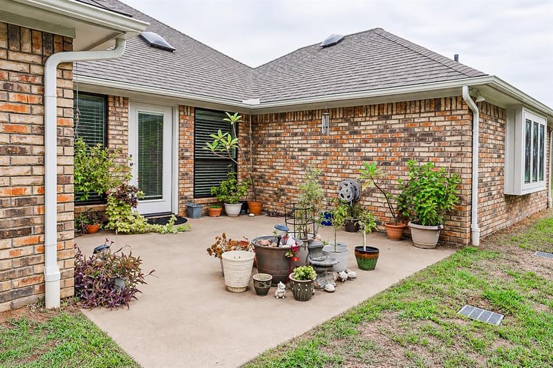 104 Lakeridge Court, Weatherford TX 76087 - Photo 32