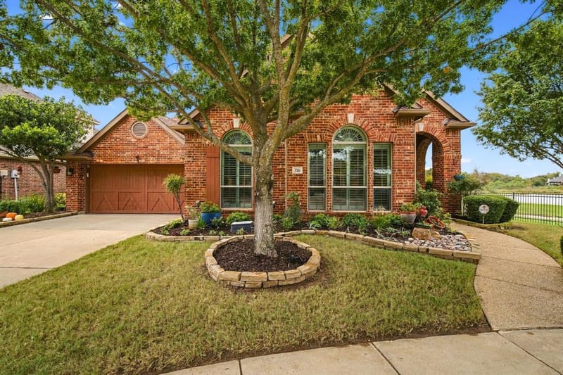 520 Camilla Lane, Lantana TX 76226 - Photo 3