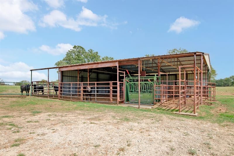 1658,1664,1668 County Road 3672, Springtown TX 76082 - Photo 30