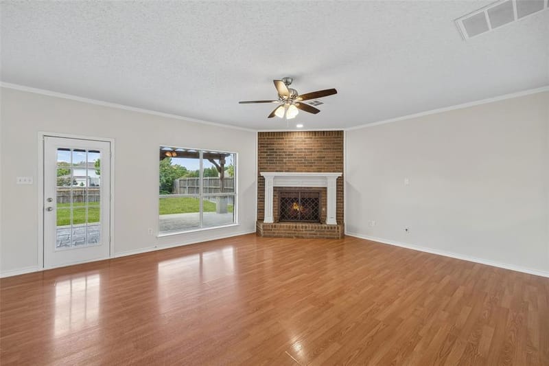 304 Holly Court, Murphy TX 75094 - Photo 10