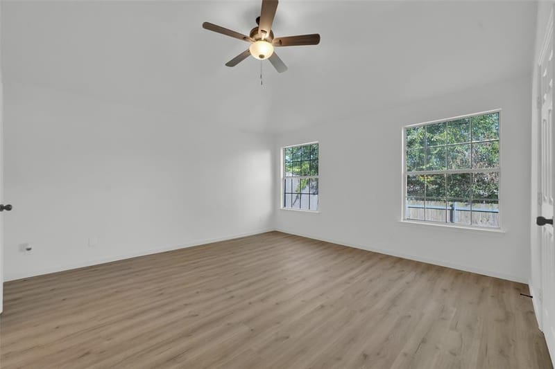 1117 Silver Spruce Drive, Arlington TX 76001 - Photo 15