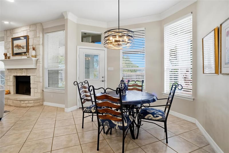 3105 Rim Rock Court, Granbury TX 76049 - Photo 10