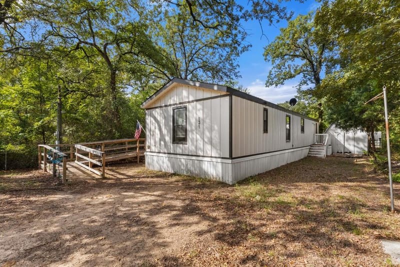 131 Sunray Street, Mabank TX 75156 - Photo 2