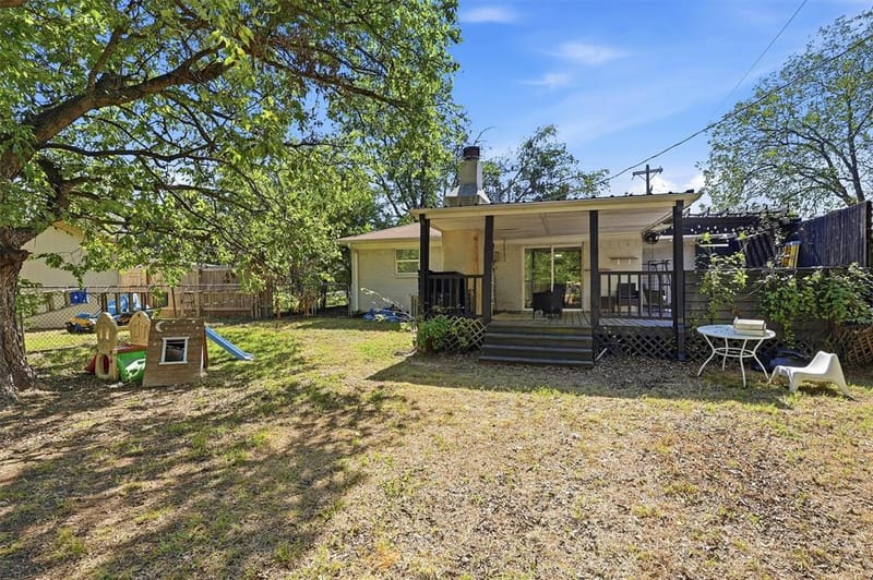109 Grayson Street, Whitesboro TX 76273 - Photo 23