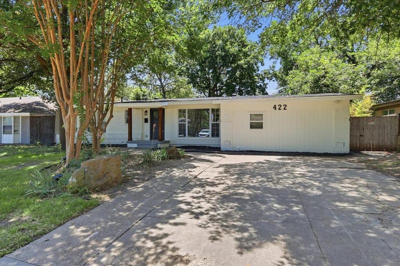 422 Grace Drive, Richardson TX 75081 - Photo 2