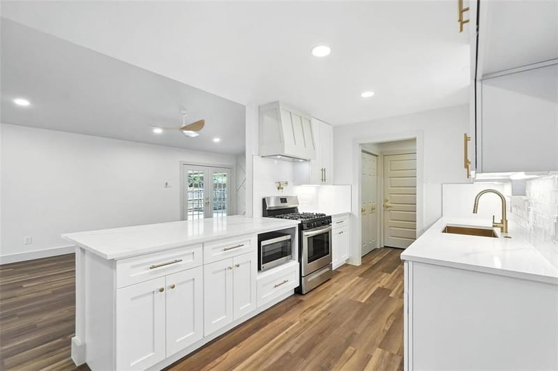 8570 Sweetwood Drive, Dallas TX 75228 - Photo 9
