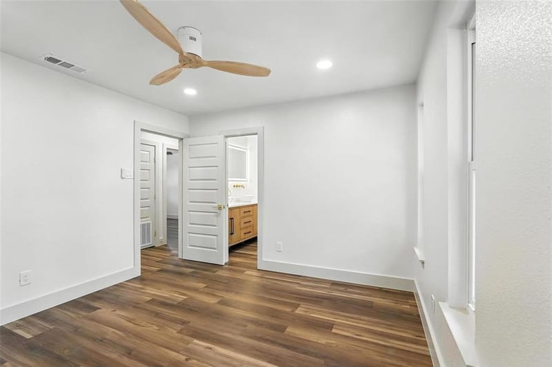 8570 Sweetwood Drive, Dallas TX 75228 - Photo 25